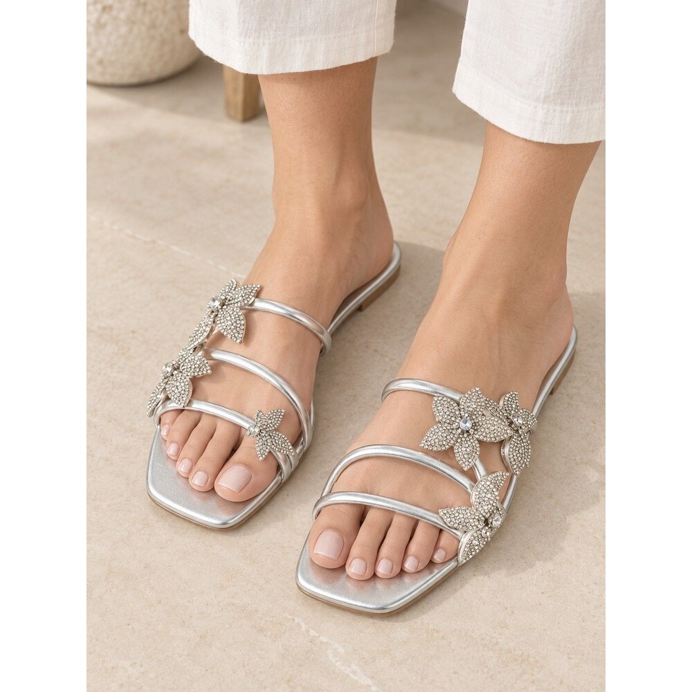 Steve Madden Women’s Silver Rhinestone Floral Embellished Flat Slide Sandals 9